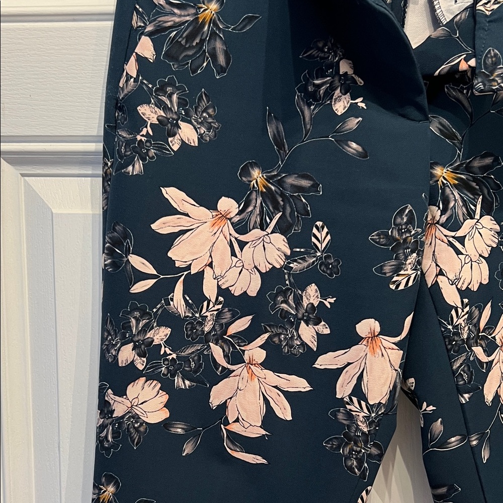 Cynthia Rowley Navy and White Floral Pants - Picture 3 of 4